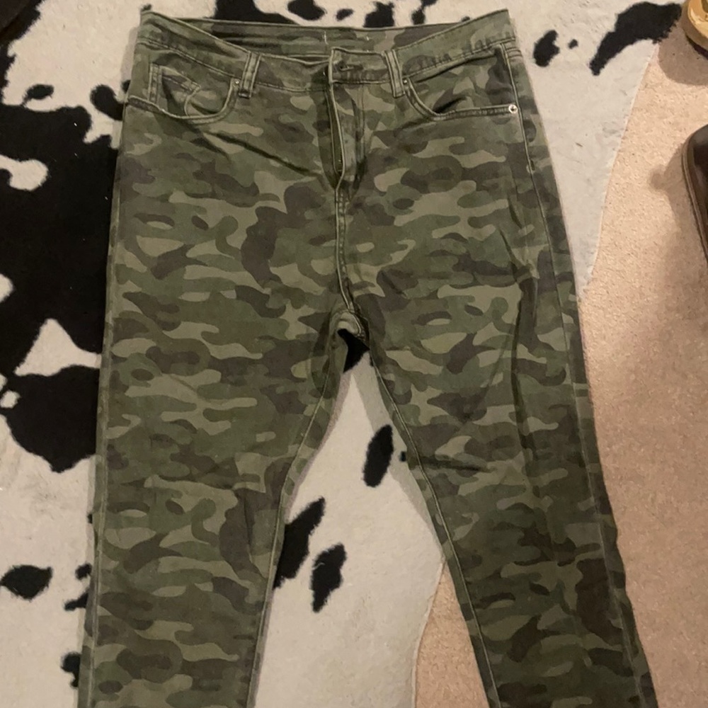 Never worn